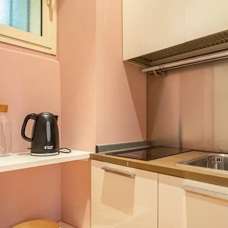 Campo De' Fiori Pinky House * Rzym