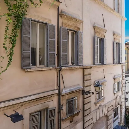 Campo De' Fiori Pinky House * Rome