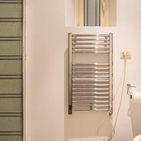 Easytopstay - Campo De' Fiori Pinky House *