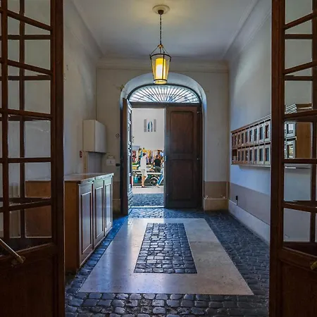 Apartment Campo De' Fiori Pinky House *